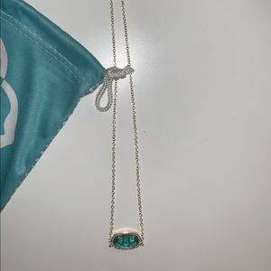 Kendra Scott necklace